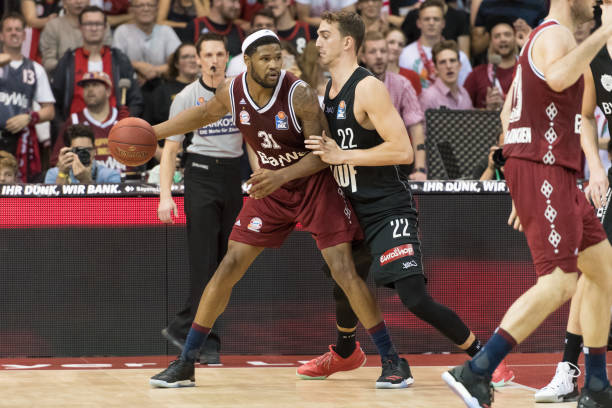 队完成了历 队完成了历