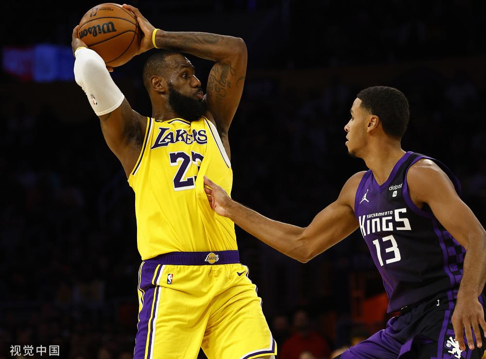 分球策应的 分球策应的